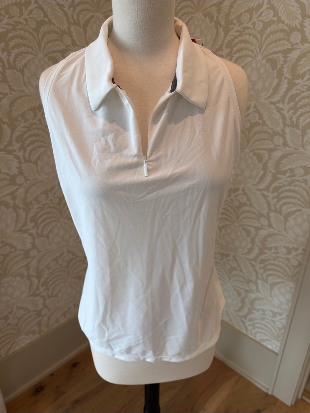 Women's White Sleeveless Polo Tank / Golf Shirt with Front Zip